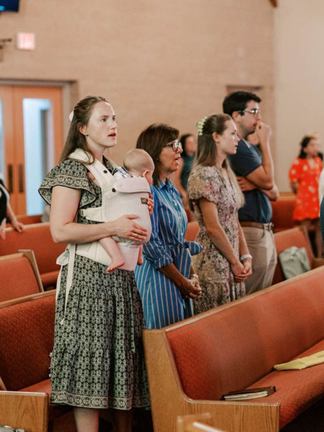 people worshipping